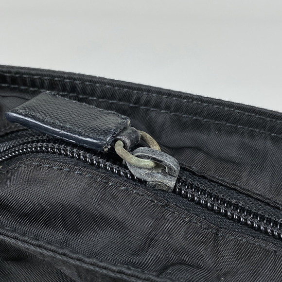 Prada Black Logo Shoulder Bag Plate Nylon Crossbody - Picture 1 of 6